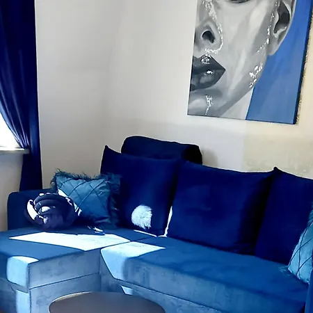Gold Apartament Валбжих Екстер'єр фото